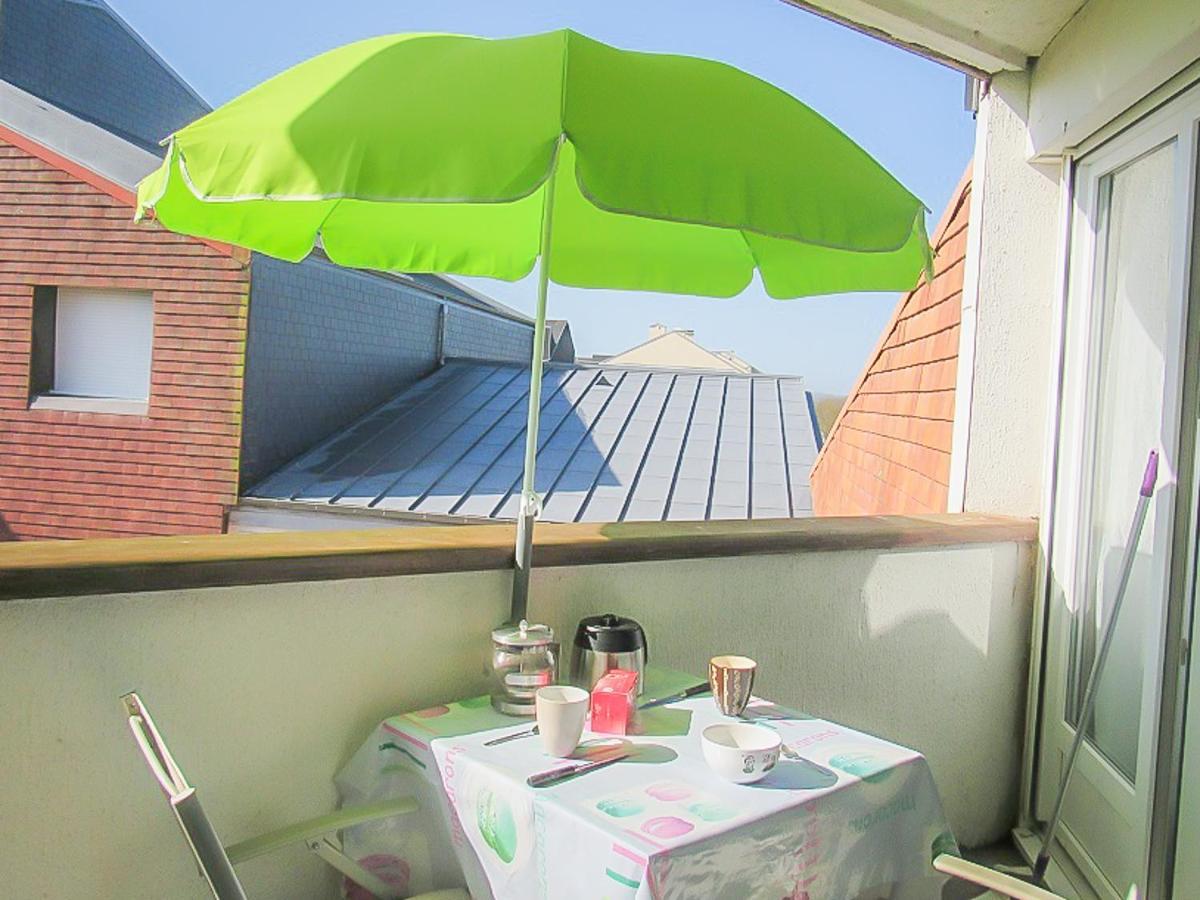 Cabourg, Cosy Appartement Avec Balcon + Parking Prive Exterior foto