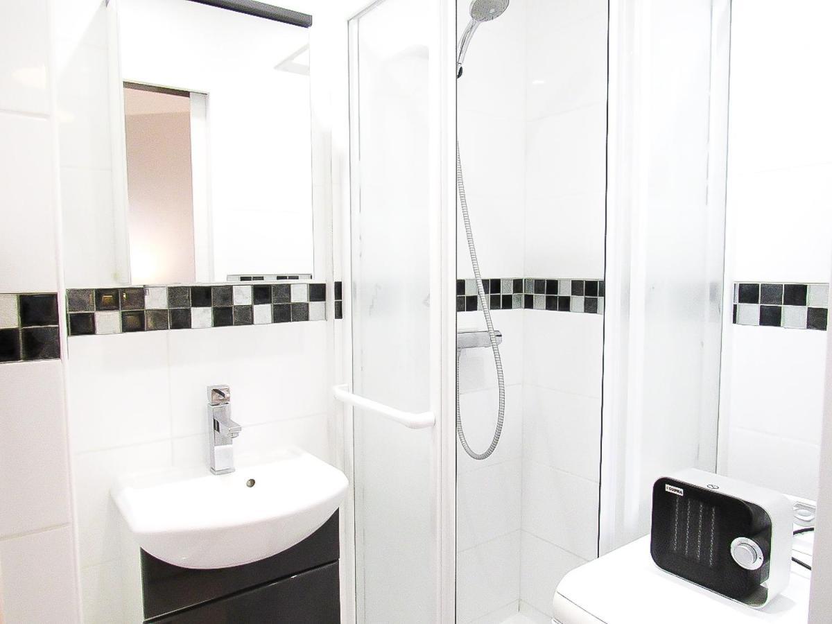 Cabourg, Cosy Appartement Avec Balcon + Parking Prive Exterior foto